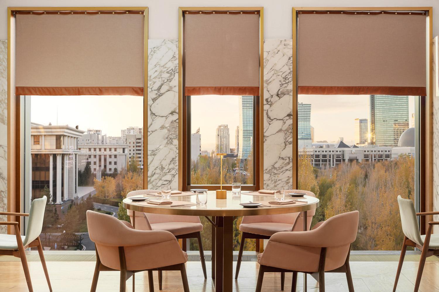 The Ritz-Carlton, Astana Hotel Exterior foto